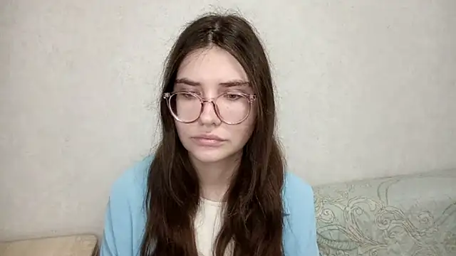 StacyMillerBom online show from 15, 10, 2025