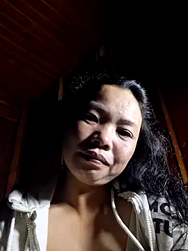 Snapshot of miomio-12 chatting on 8, 10, 2025 miomio-12 online show from 8, 10, 2025