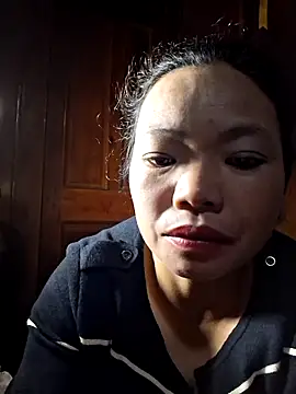Snapshot of miomio-12 chatting on 11, 10, 2025 miomio-12 online show from 11, 10, 2025