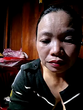 Snapshot of miomio-12 chatting on 12, 10, 2025 miomio-12 online show from 12, 10, 2025