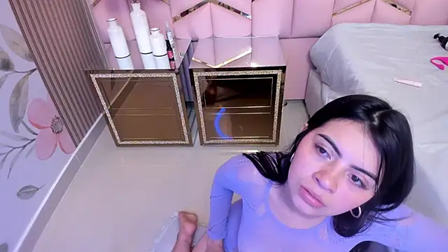 Laia 18 online show from 30, 11, 2025