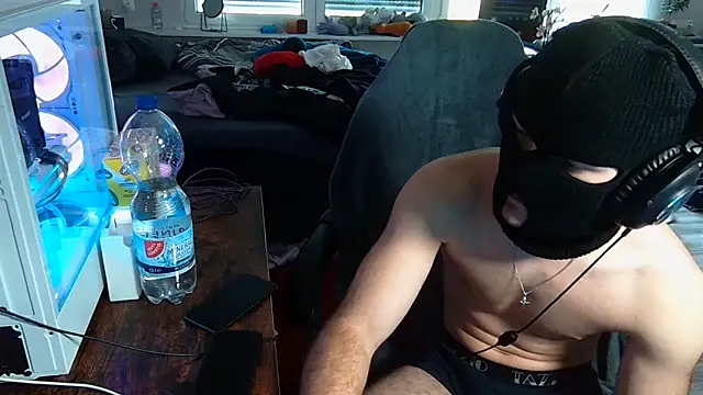 WolkenJunge2006 online show from 24, 10, 2025