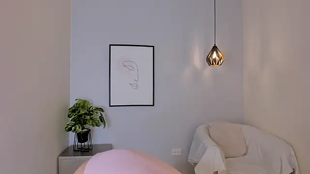 Snapshot of Liselotte_ chatting on 4, 2, 2026 Liselotte online show from 4, 2, 2026