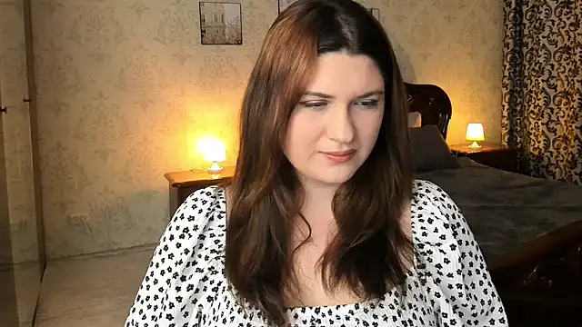 CrimsonDusk online show from 17, 10, 2025