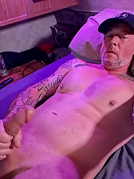 Snapshot of moonbeam37 chatting on 6, 10, 2025 moonbeam37 online show from 6, 10, 2025