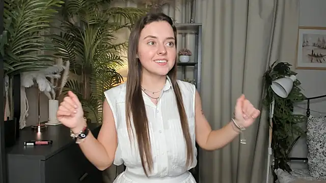 ThelmaJusto online show from 25, 10, 2025