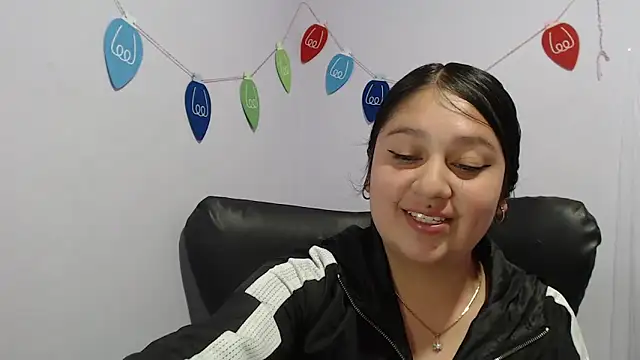 Snapshot of KOREN_JALAA chatting on 5, 1, 2025 KOREN JALAA online show from 5, 1, 2025