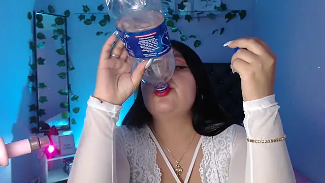 Snapshot of KOREN_JALAA chatting on 8, 2, 2025 KOREN JALAA online show from 8, 2, 2025