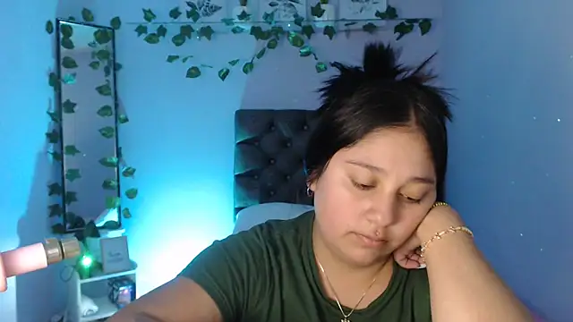 Snapshot of KOREN_JALAA chatting on 11, 2, 2025 KOREN JALAA online show from 11, 2, 2025