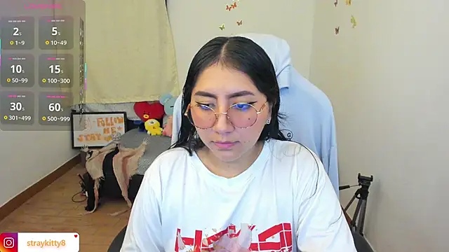 LoveLyy- online show from 7, 10, 2025