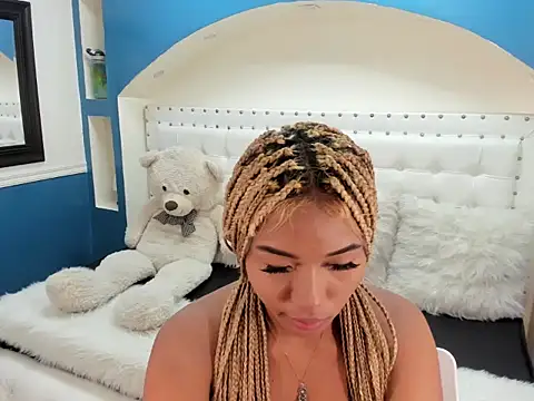 lili harvey online show from 21, 10, 2025