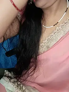 Snapshot of Rashmi_011 chatting on 6, 7, 2026 Rashmi 011 online show from 6, 7, 2026
