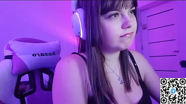 KristiBloom online show from 15, 12, 2025