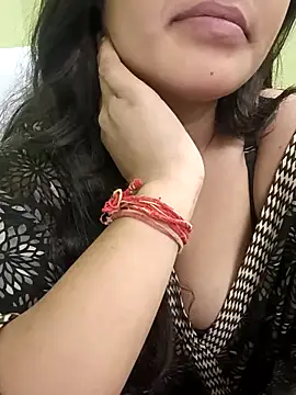 Beautiful Eye online show from 15, 12, 2025