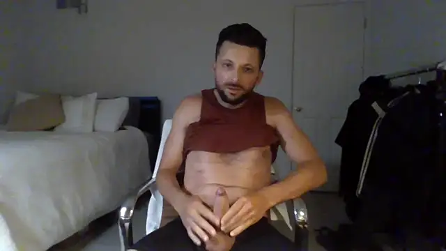felipelon07 online show from 12, 4, 2026
