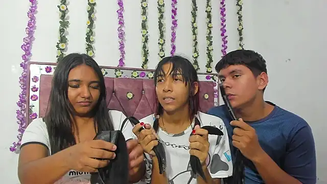 Extreme Trio Nomercy online show from 19, 10, 2025