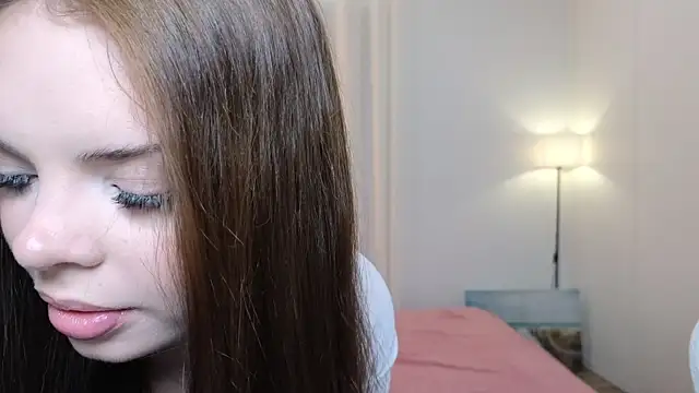 Snapshot of CelineXoxo chatting on 17, 10, 2025 CelineXoxo online show from 17, 10, 2025