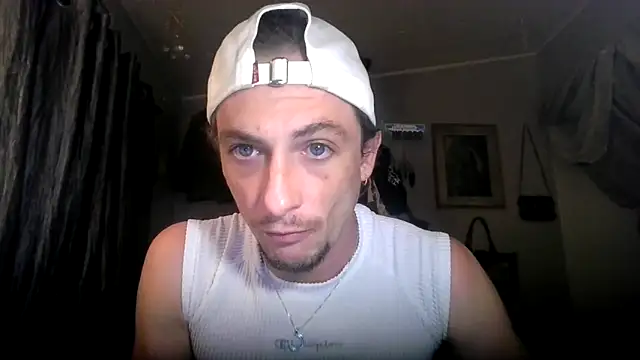 Snapshot of Dubbsssss chatting on 16, 5, 2026 Dubbsssss online show from 16, 5, 2026