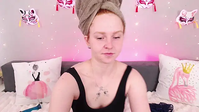 Evarey  online show from 8, 7, 2026