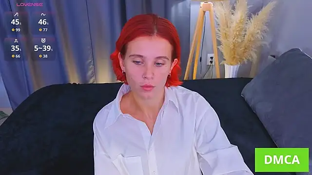 FoxxLina online show from 11, 10, 2025