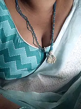 Snapshot of jwala-telugu9 chatting on 28, 4, 2026 jwala-telugu9 online show from 28, 4, 2026