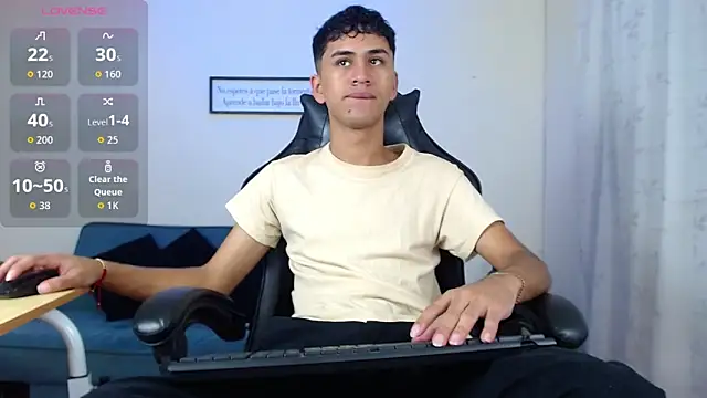 Snapshot of Alancum7 chatting on 24, 2, 2026 Alancum7 online show from 24, 2, 2026