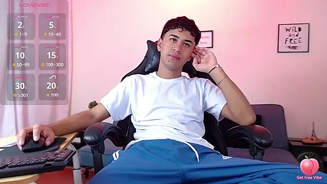 Snapshot of Alancum7 chatting on 6, 6, 2026 Alancum7 online show from 6, 6, 2026