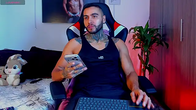 Danny Willson online show from 14, 4, 2026