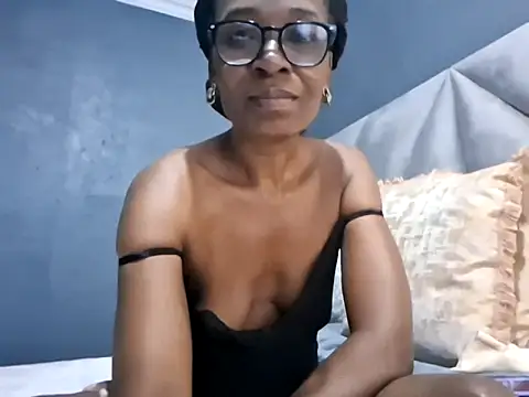 Snapshot of NaughtyCouga chatting on 23, 5, 2026 NaughtyCouga online show from 23, 5, 2026