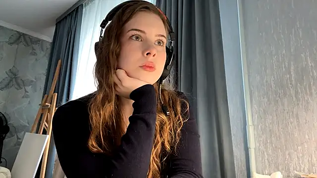 Leyla Luna online show from 17, 10, 2025