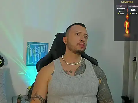 Snapshot of Dave-Max01 chatting on 18, 10, 2025 Dave-Max01 online show from 18, 10, 2025