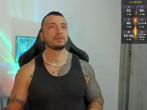 Snapshot of Dave-Max01 chatting on 22, 10, 2025 Dave-Max01 online show from 22, 10, 2025