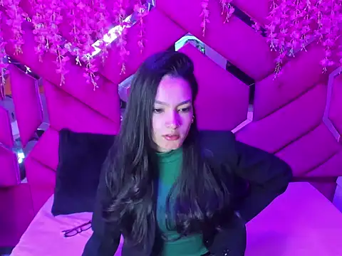 Gisell Squirt  online show from 21, 10, 2025