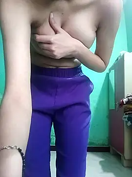 Hornyme18 online show from 1, 12, 2025