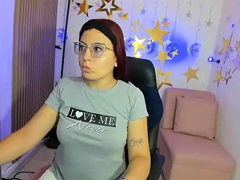 Snapshot of allison_mc chatting on 23, 4, 2026 allison mc online show from 23, 4, 2026