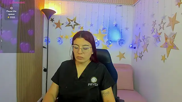 Snapshot of allison_mc chatting on 13, 5, 2026 allison mc online show from 13, 5, 2026