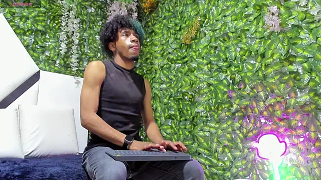 REDBRYAN EBANO online show from 22, 10, 2025