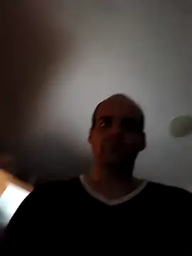 Snapshot of Pumbato chatting on 28, 10, 2025 Pumbato online show from 28, 10, 2025