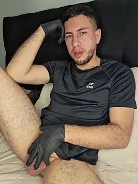 Alessfuck friends online show from 19, 4, 2026