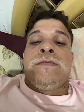 CabaMacho22 online show from 19, 10, 2025