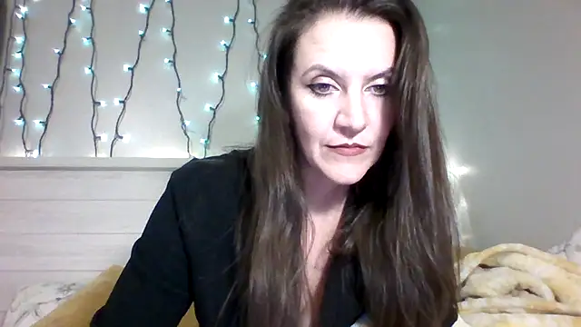 Snapshot of easy_briezy chatting on 30, 10, 2025 easy briezy online show from 30, 10, 2025