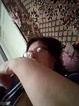 MilaCold5443 online show from 28, 3, 2026