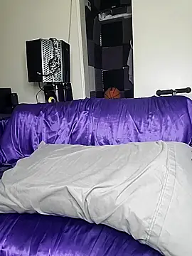 SLIM-BONEZ-N-HARMONY online show from 2, 2, 2026