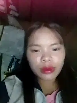 Snapshot of hello-cute chatting on 18, 10, 2025 hello-cute online show from 18, 10, 2025