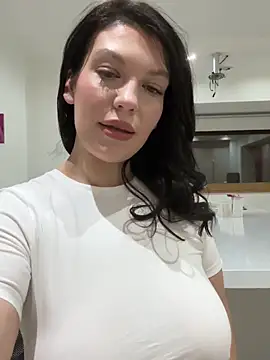 Snapshot of ClaraPasssion chatting on 21, 12, 2025 ClaraPasssion online show from 21, 12, 2025