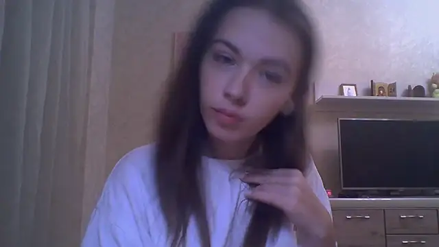 Snapshot of CeyaLier chatting on 23, 10, 2025 CeyaLier online show from 23, 10, 2025