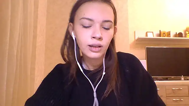 Snapshot of CeyaLier chatting on 17, 12, 2025 CeyaLier online show from 17, 12, 2025