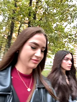 Snapshot of MayaGlow chatting on 19, 10, 2025 MayaGlow online show from 19, 10, 2025