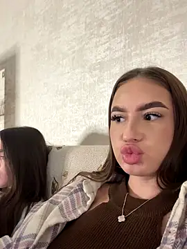 Snapshot of MayaGlow chatting on 26, 10, 2025 MayaGlow online show from 26, 10, 2025