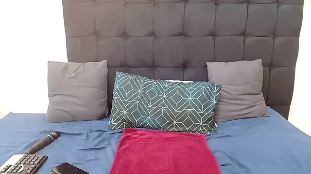 CaramelBootty online show from 12, 2, 2026